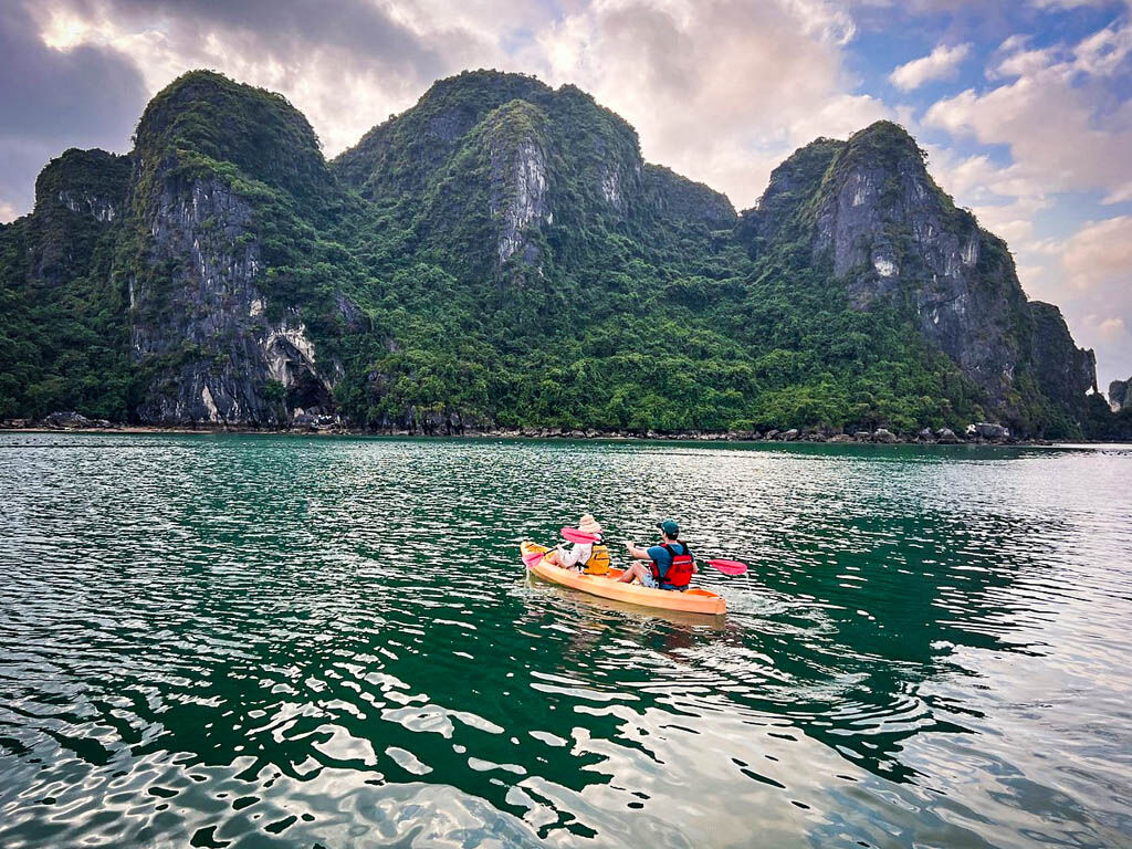 Paddle through Halong Bay’s emerald secrets